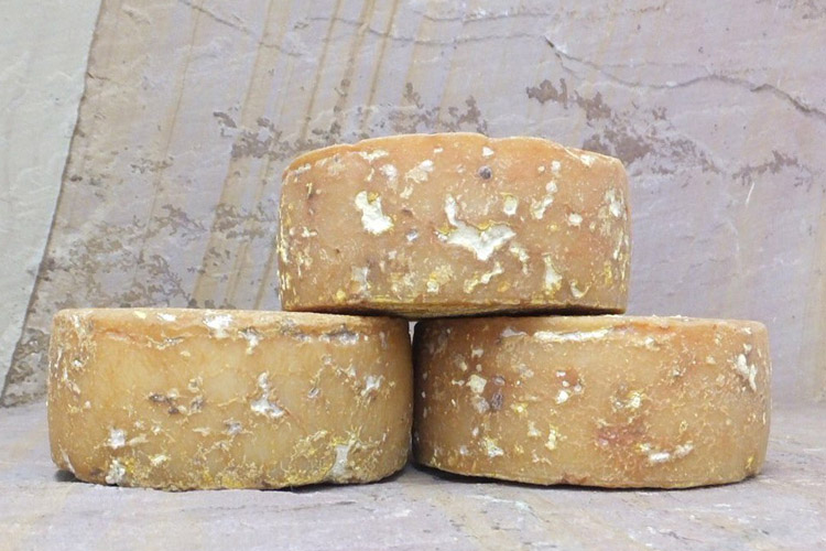 Wykham Sheep Rustler Cheese